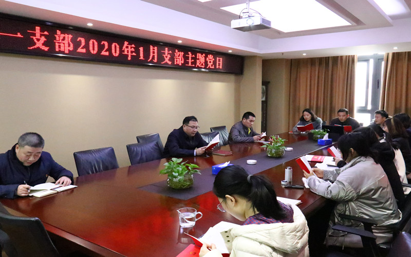 用汗水浇灌收获，以实干笃定前行